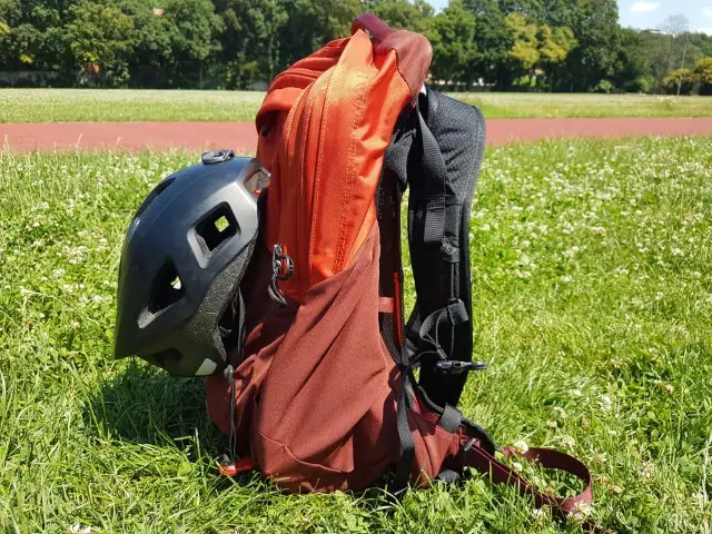 osprey radial bike commuter backpack