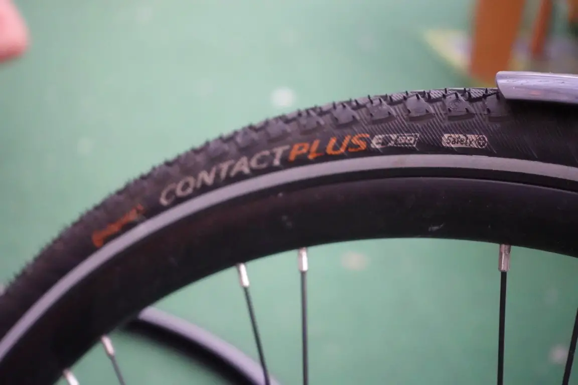 The ABSOLUTE BEST Commuter Tires Tested and Compared Bike Commuter Hero