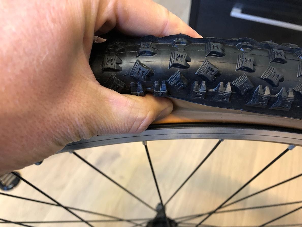 How To Change A Bike Tire Without Pinching The Tube? Bike Commuter Hero