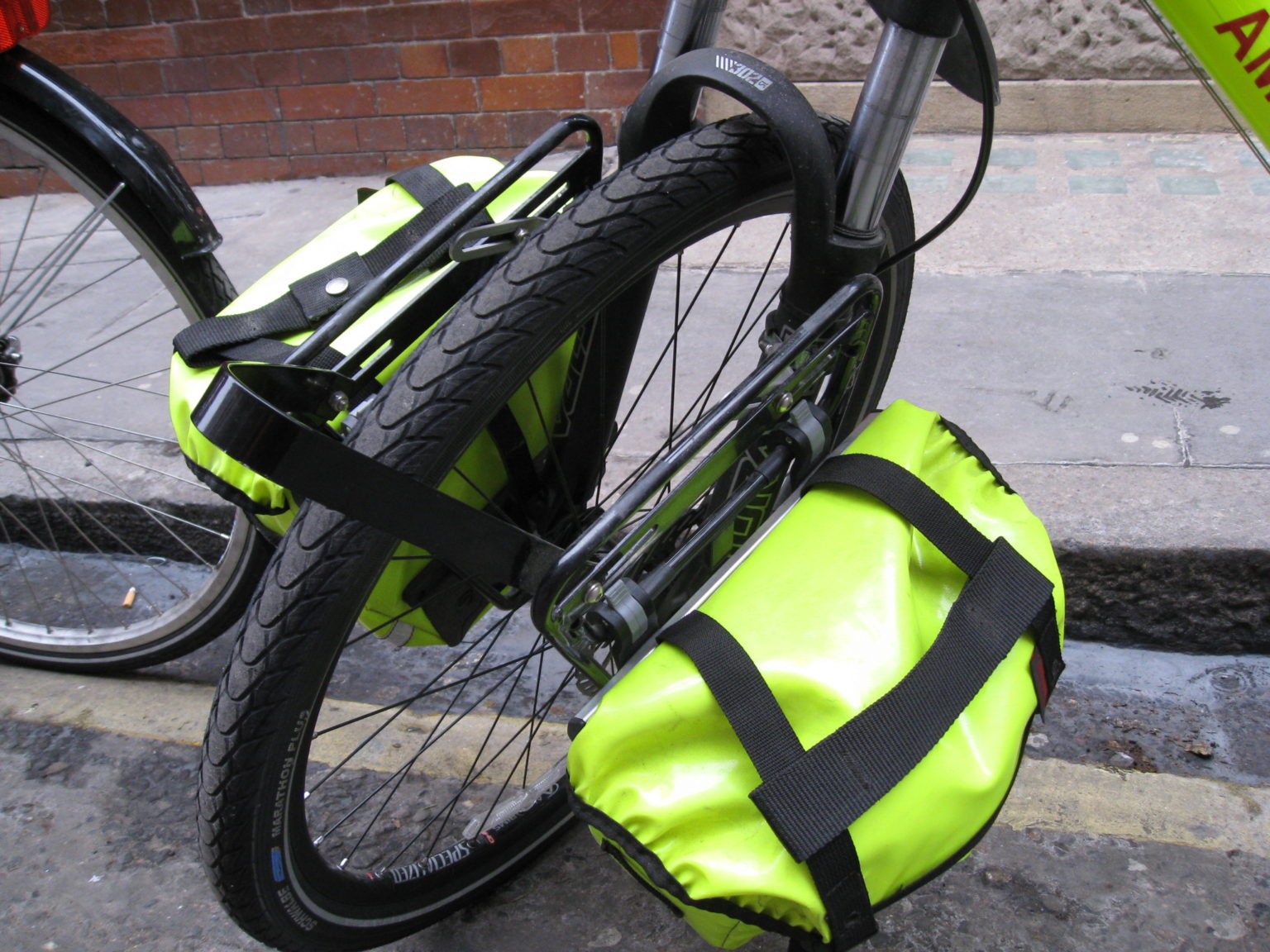 Best Ways To Carry Groceries On A Bike Bike Commuter Hero