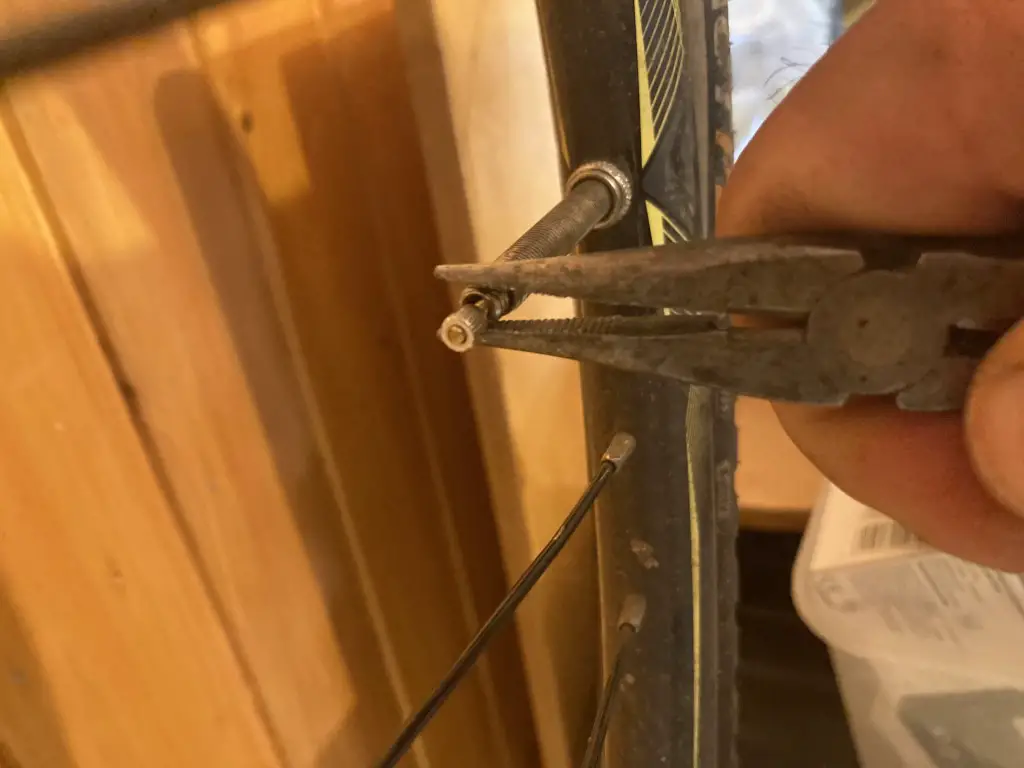 presta valve bent