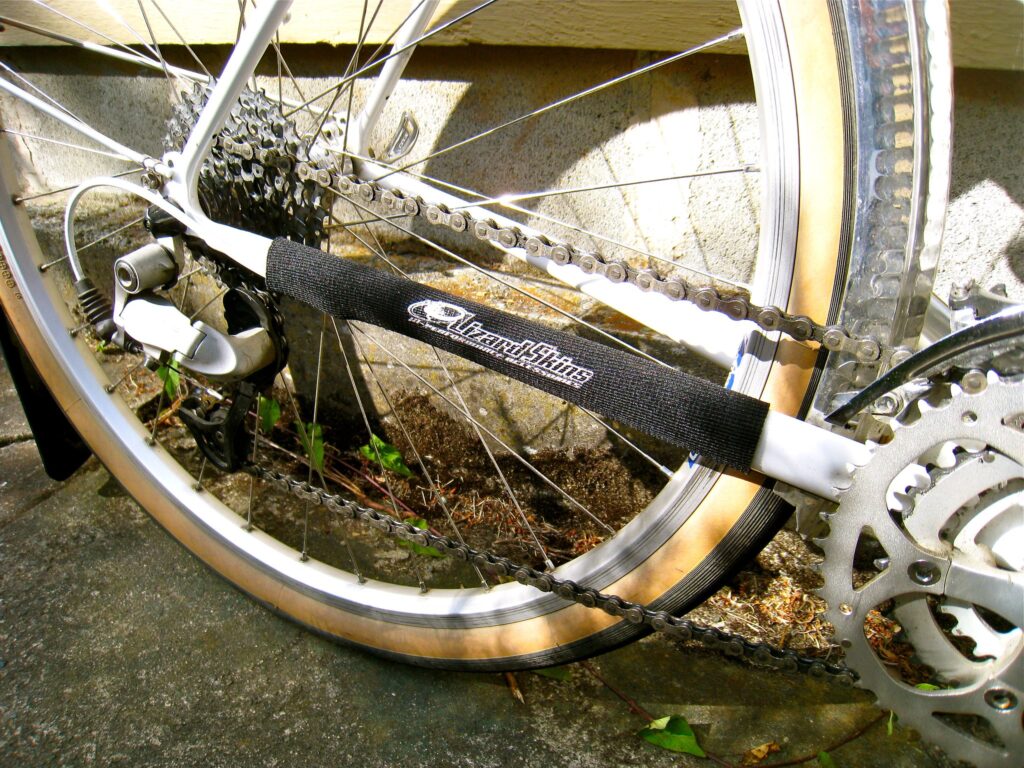 How Does Chainstay Length Affect Bike Handling? - Bike Commuter Hero