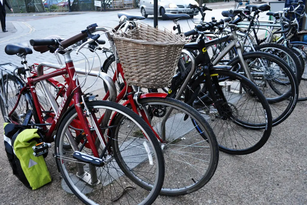 Are Expensive Bikes Faster?